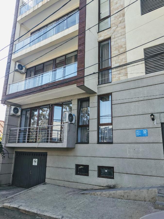 Hotel 5 Rooms Тбилиси Екстериор снимка