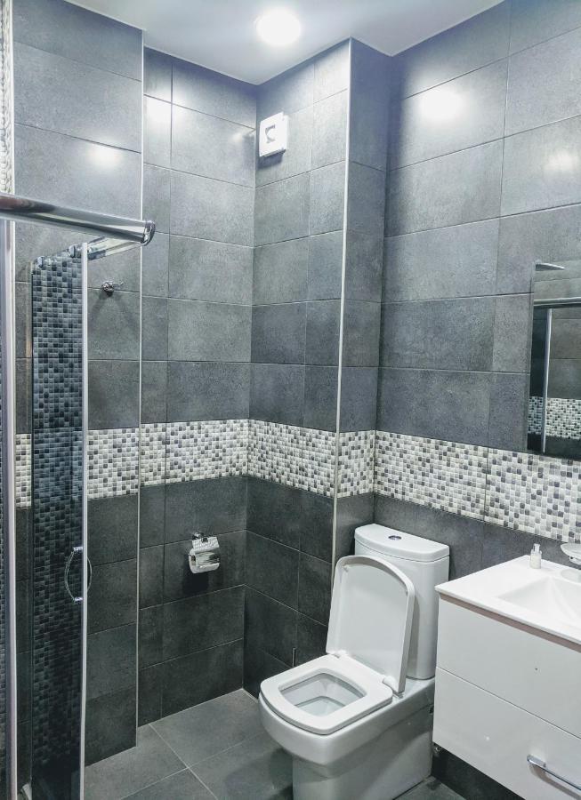 Hotel 5 Rooms Тбилиси Екстериор снимка