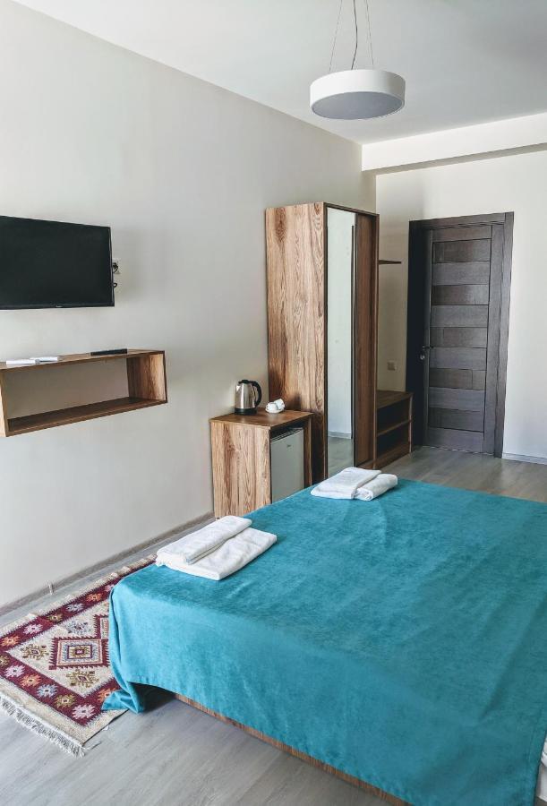 Hotel 5 Rooms Тбилиси Екстериор снимка
