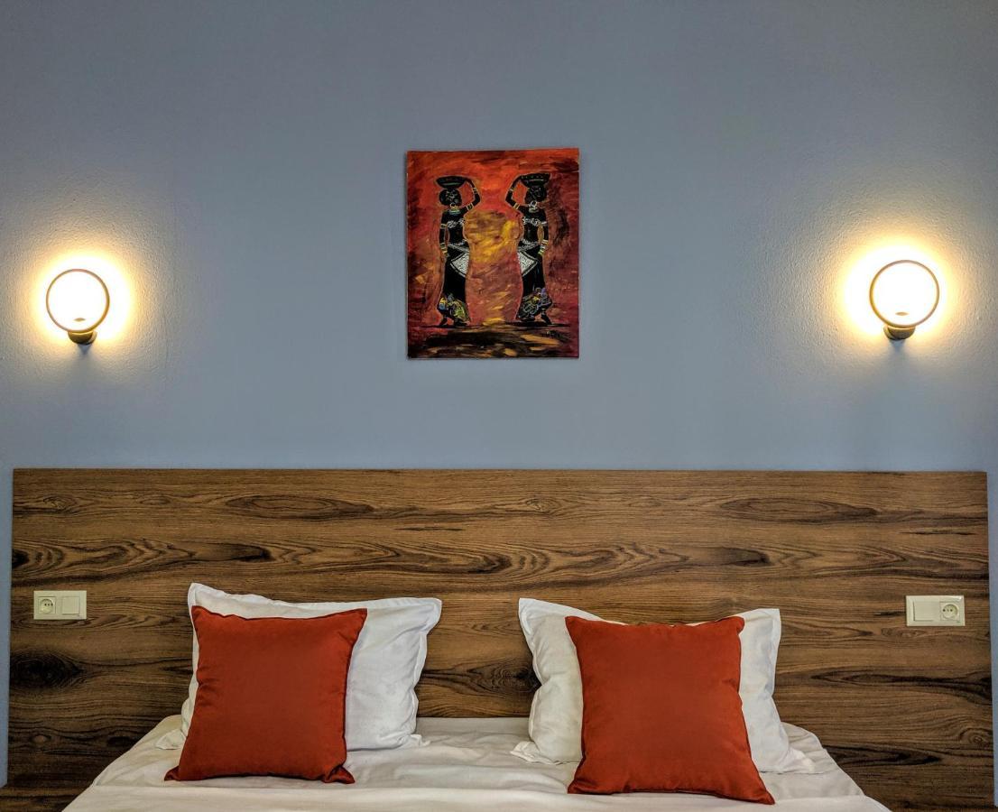 Hotel 5 Rooms Тбилиси Екстериор снимка