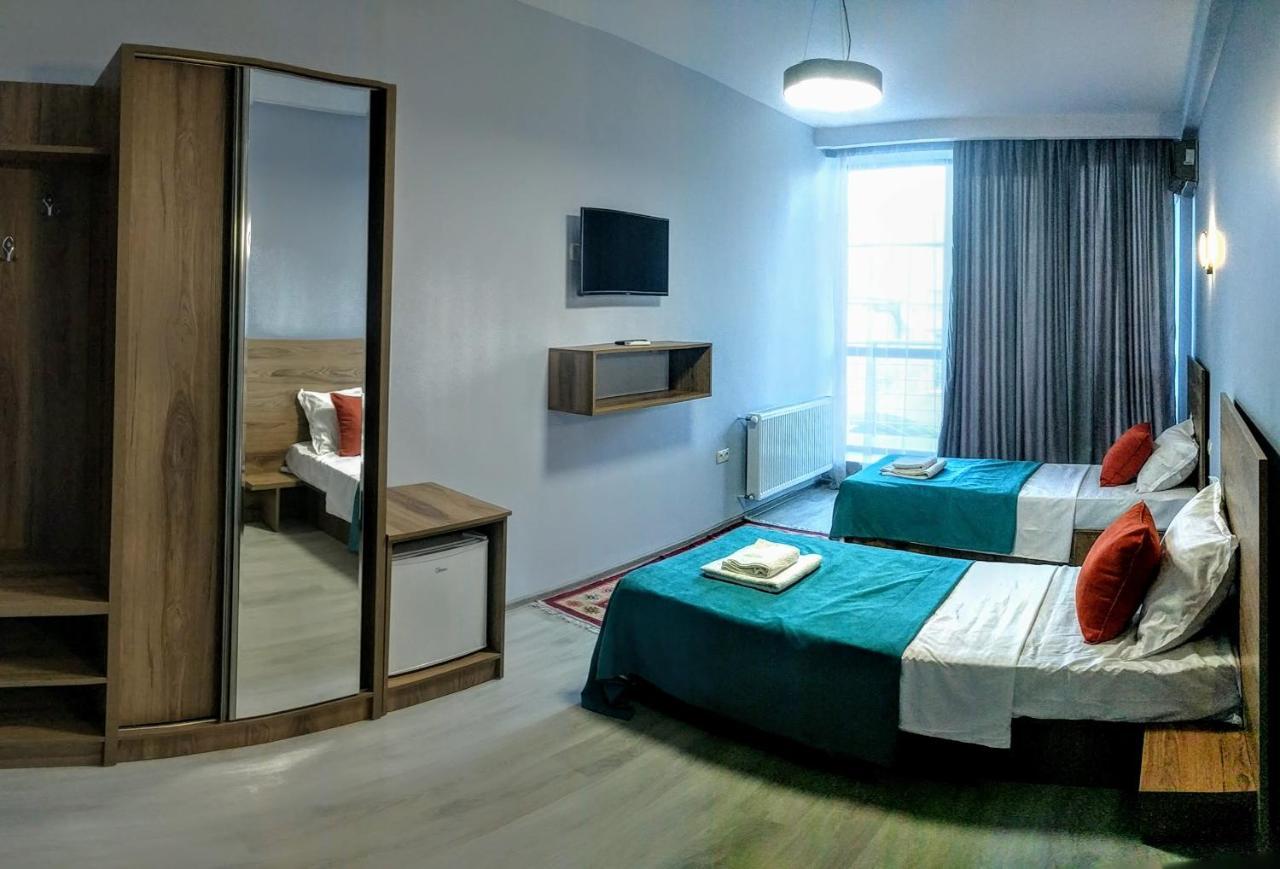 Hotel 5 Rooms Тбилиси Екстериор снимка